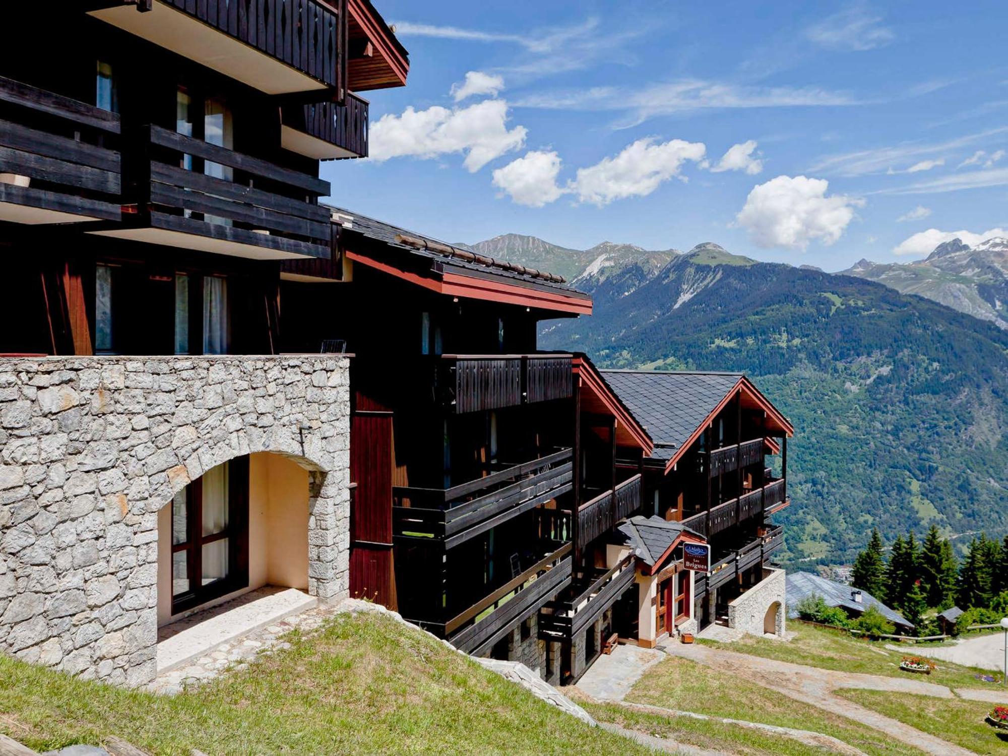 Appartement Renove Pres Des Pistes Avec Terrasse, Ski, Parking Et Cuisine Equipee - Fr-1-514-48 Courchevel Exterior photo